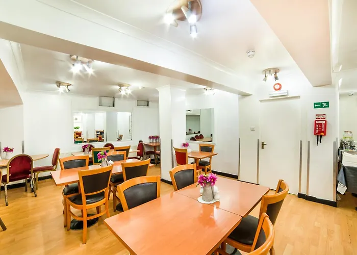 Oyo Townhouse New England, London Victoria
